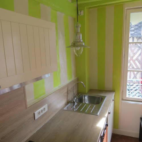 Appartement Le Notre Dame Honfleur Buitenkant foto