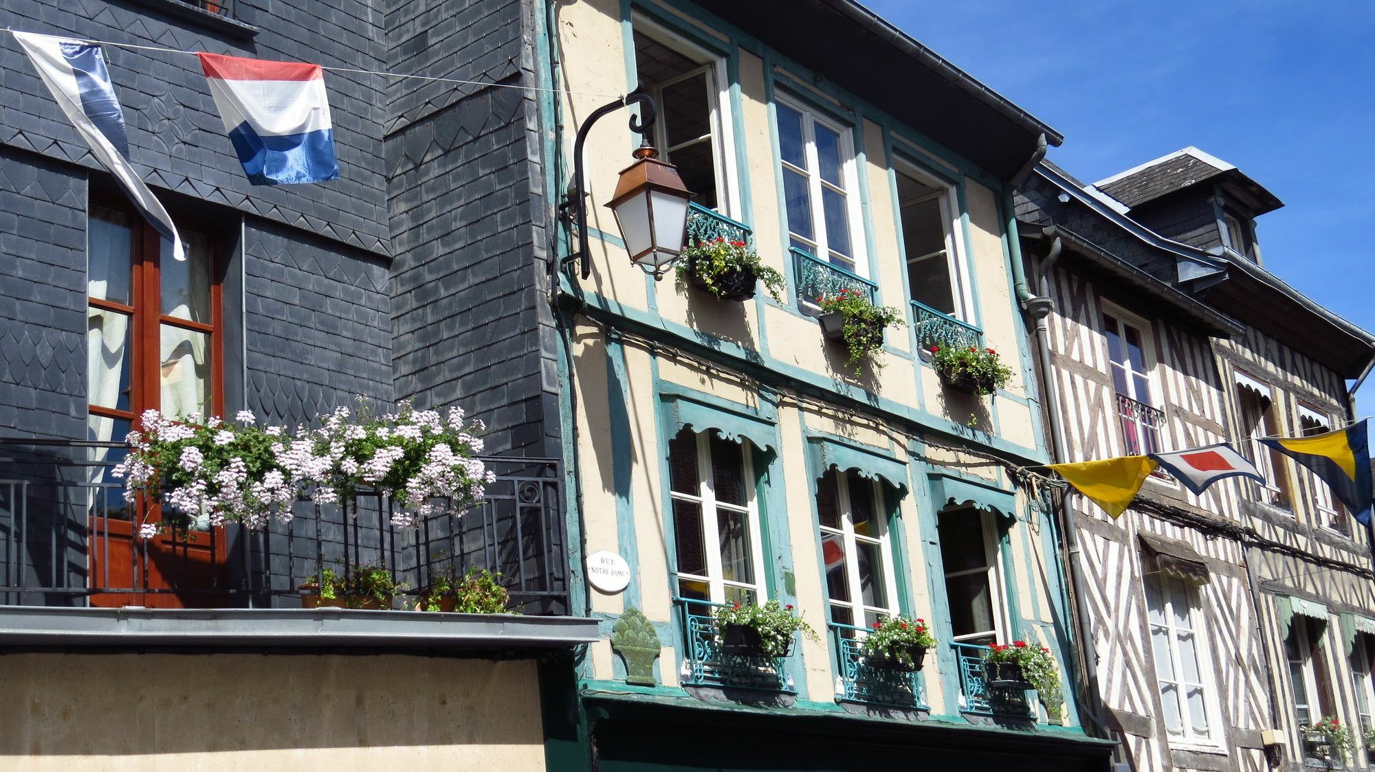 Appartement Le Notre Dame Honfleur Buitenkant foto
